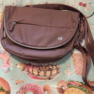Lululemon crossbody